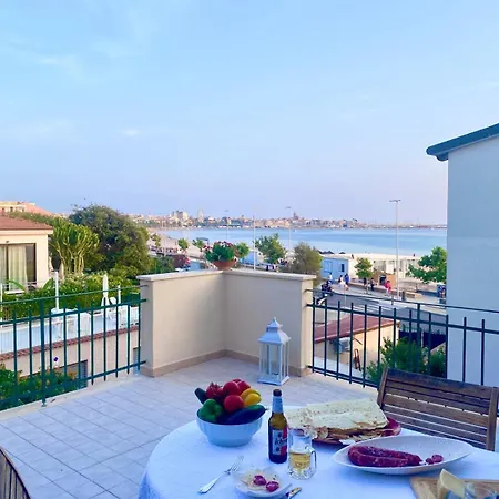 La Terrazza - Residenze Maricharme Apartment *